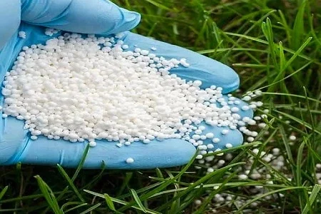 توزیع روزانه حدود 400 تن کود کشاورزی اوره در استان همدان