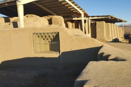 تهیه و تدوین کتاب سفال نوشیجان ملایر