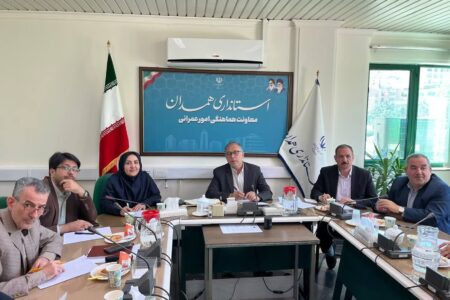 توسعه روستاها با نگاه زیست‌محیطی و آینده‌نگری انجام شود.