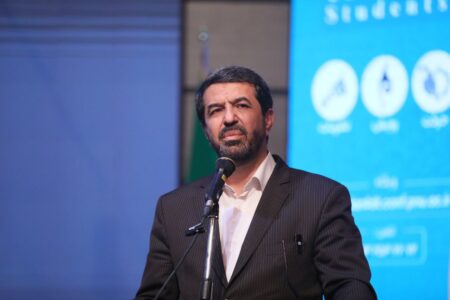 همدان، به‌عنوان قطب توسعه علمی، فرهنگی و اقتصادی کشور معرفی شد