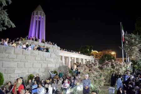 جشن ازدواج آسمانی؛ پیوند معنویت و زندگی در آرامگاه بوعلی سینا