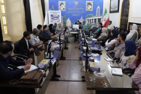 دوره آموزشی بسته‌بندی صنایع‌دستی در همدان برگزار شد