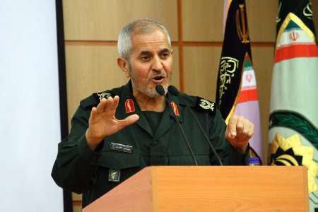 خبرنگاران امانت‌دار واقعیت‌ها باشند