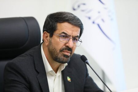 تأکید استاندار همدان بر شایسته‌سالاری و رشد درون‌سازمانی؛ طرح شناسایی نیروهای مستعد با جدیت ادامه می‌یابد  