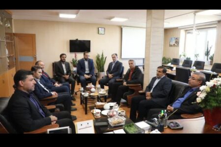 بازدید معاون سیاسی، امنیتی و اجتماعی استاندار همدان از اداره‌کل ورزش و جوانان