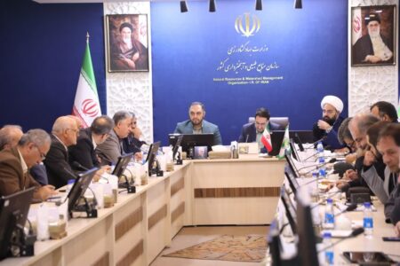 طرح کاشت یک میلیارد درخت تاکید شد: تبدیل فرهنگ منابع طبیعی به فرهنگ عمومی