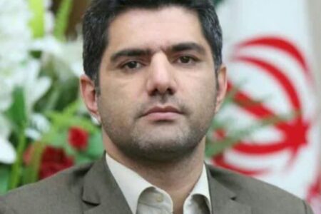 آغاز اجرای مدیریت مکانیزه پارک حاشیه‌ای در معابر پرترافیک شهر همدان