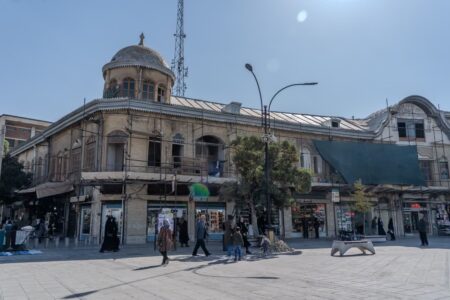 مرمت جدارههای میدان امام(ره) با نظارت میراثفرهنگی انجام میشود