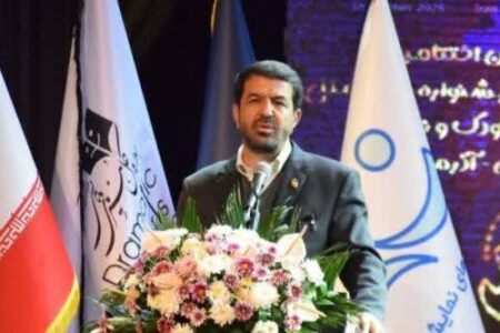 همدان به پایگاه دائمی جشنواره بینالمللی تئاتر کودک و نوجوان تبدیل شد