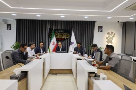 تعیین تکلیف قراردادهای راکـد و غیرفعال مستقر در شهرک‌ها و نواحی صنعتی استان همدان در جلسه کـارگروه فســخ قراردادهای راکد غیرفعال