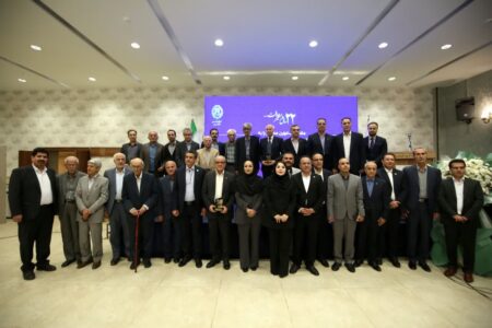 خلأ بزرگ در تاریخ‌نگاری نهاد وکالت