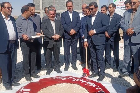 آیین کلنگ‌زنی پروژه مسکن امید شهرستان رزن