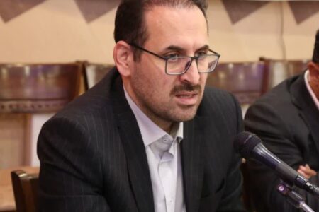 تعاون یکی از پایه‌های مهم اقتصاد مردمی است